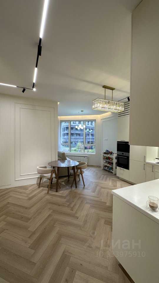 2-комнатная квартира, 70 м² — фотография 2