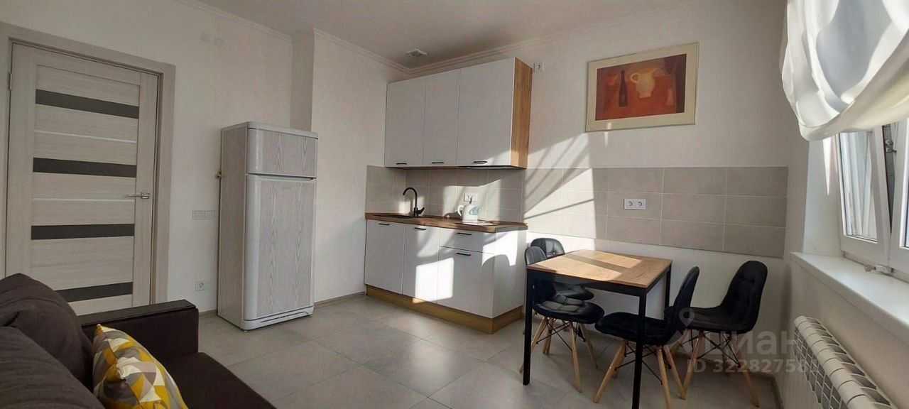 1-комнатная квартира, 42 м² — фотография 3