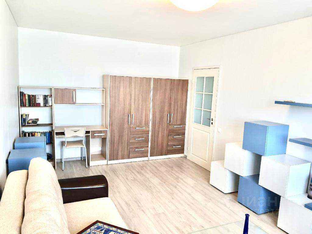1-комнатная квартира, 38 м² — фотография 2