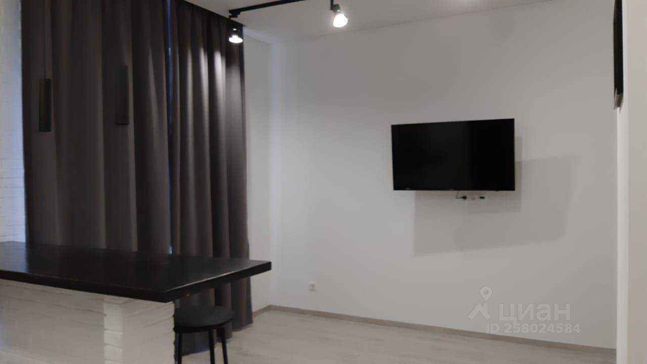 1-комнатная квартира, 35 м² — фотография 2