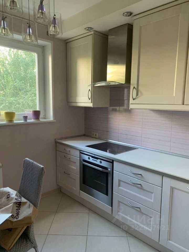 2-комнатная квартира, 55 м² — фотография 2