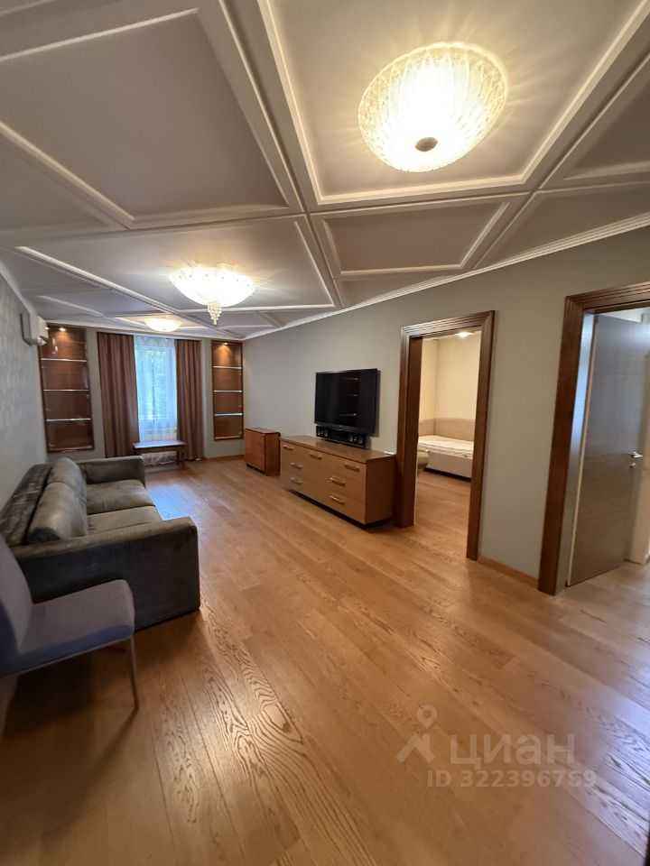5-комнатная квартира, 140 м²