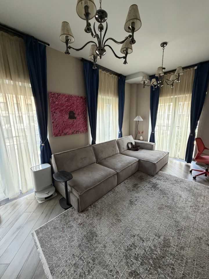 2-комнатная квартира, 77 м²