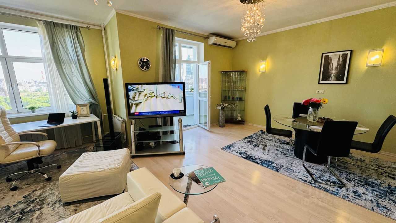 2-комнатная квартира, 76 м² — фотография 3