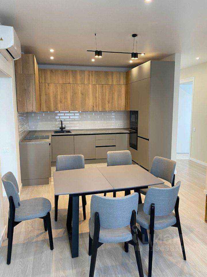 4-комнатная квартира, 113 м² — фотография 2
