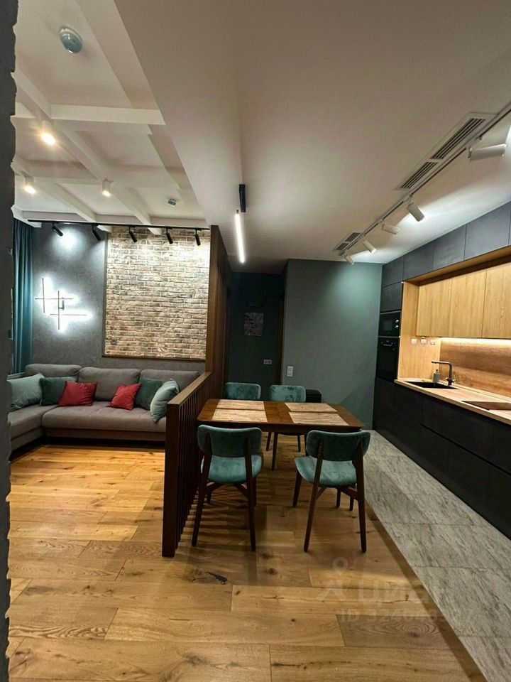 2-комнатная квартира, 63 м² — фотография 2