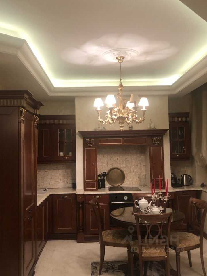 1-комнатная квартира, 55 м² — фотография 2