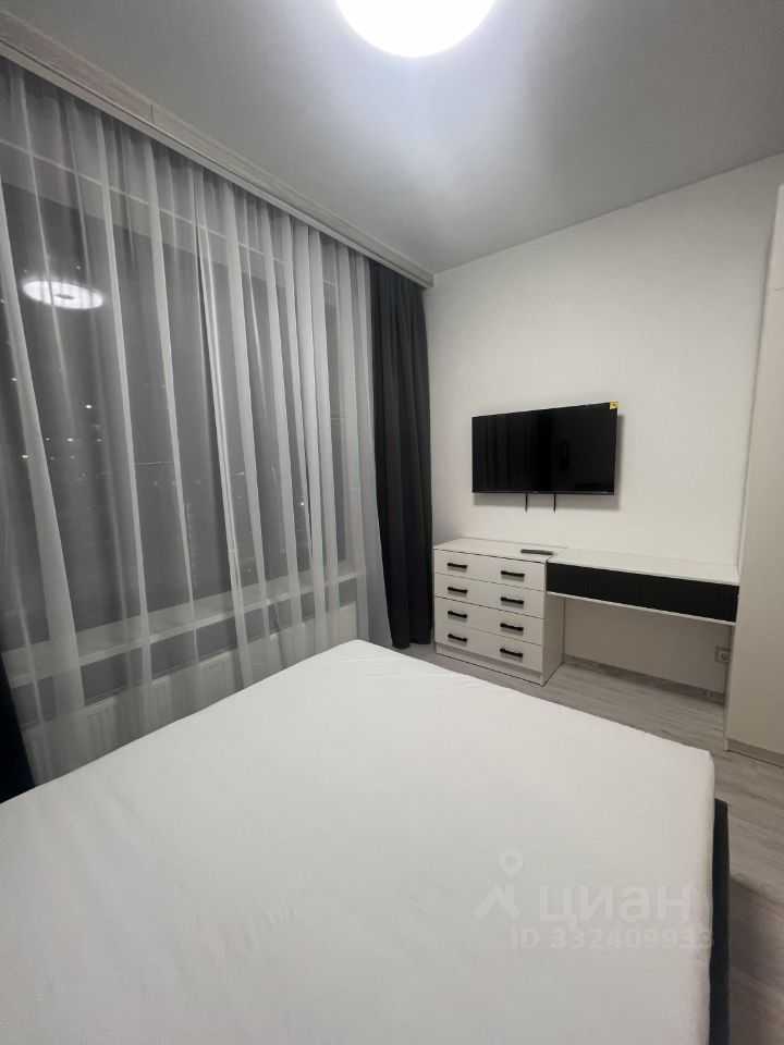 1-комнатная квартира, 42 м² — фотография 2