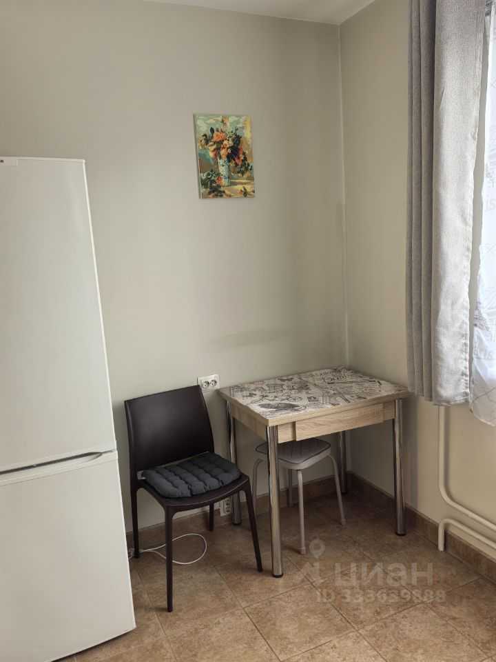 1-комнатная квартира, 38 м² — фотография 2