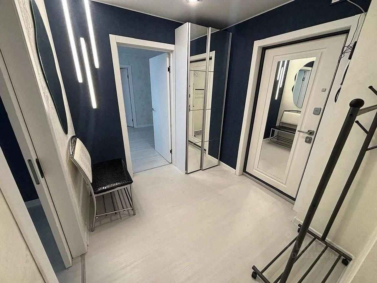 4-комнатная квартира, 70 м² — фотография 3