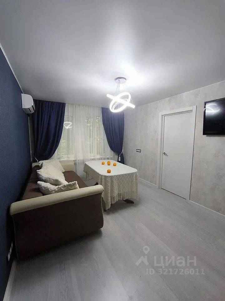 4-комнатная квартира, 70 м² — фотография 2