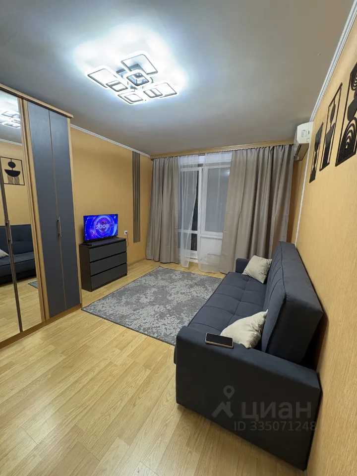 2-комнатная квартира, 42 м² — фотография 2