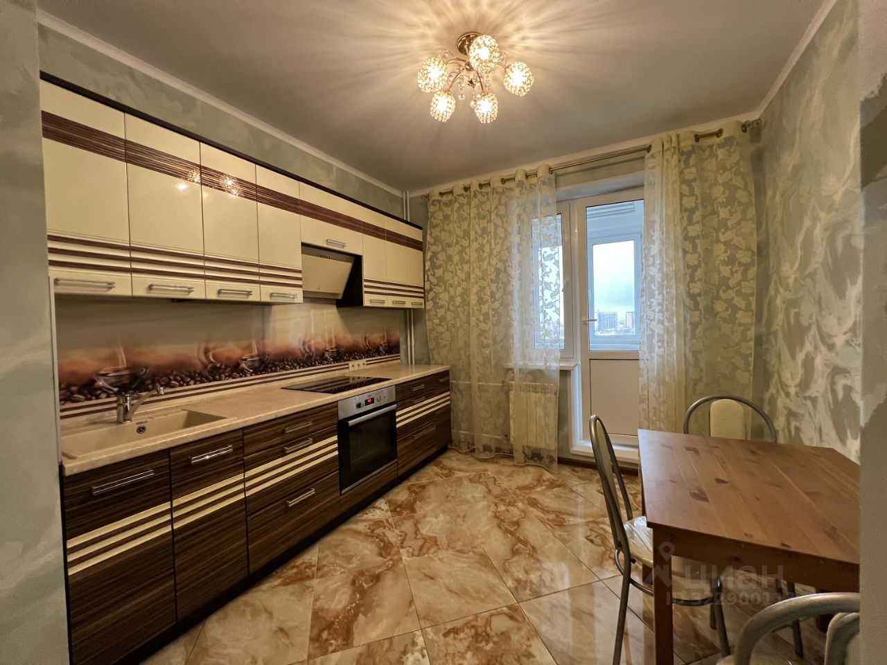 2-комнатная квартира, 65 м² — фотография 2