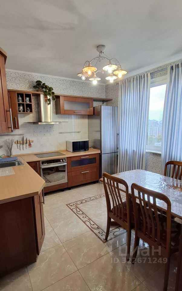 3-комнатная квартира, 90 м²