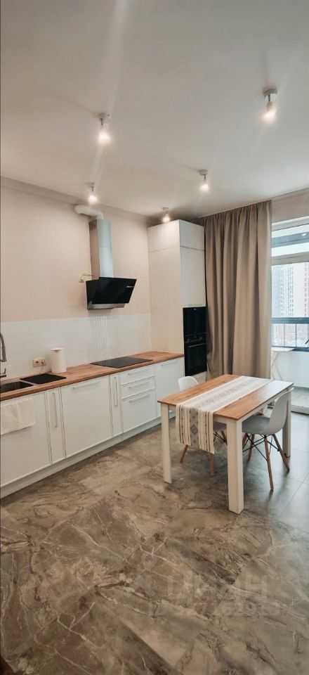 1-комнатная квартира, 42 м² — фотография 3
