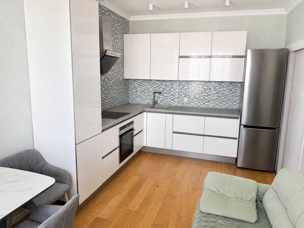 2-комнатная квартира, 67 м² — фотография 3