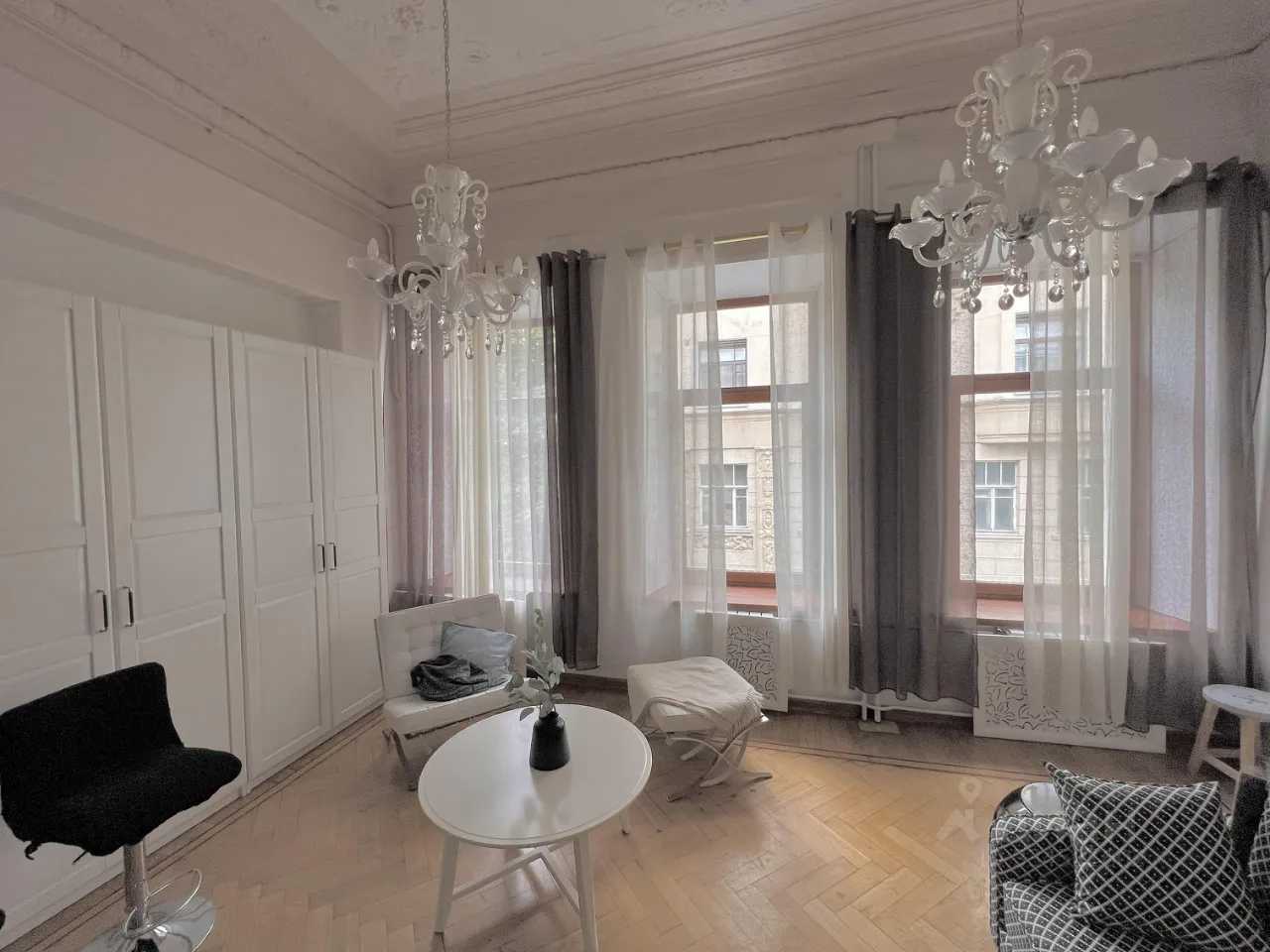 1-комнатная квартира, 42 м² — фотография 2