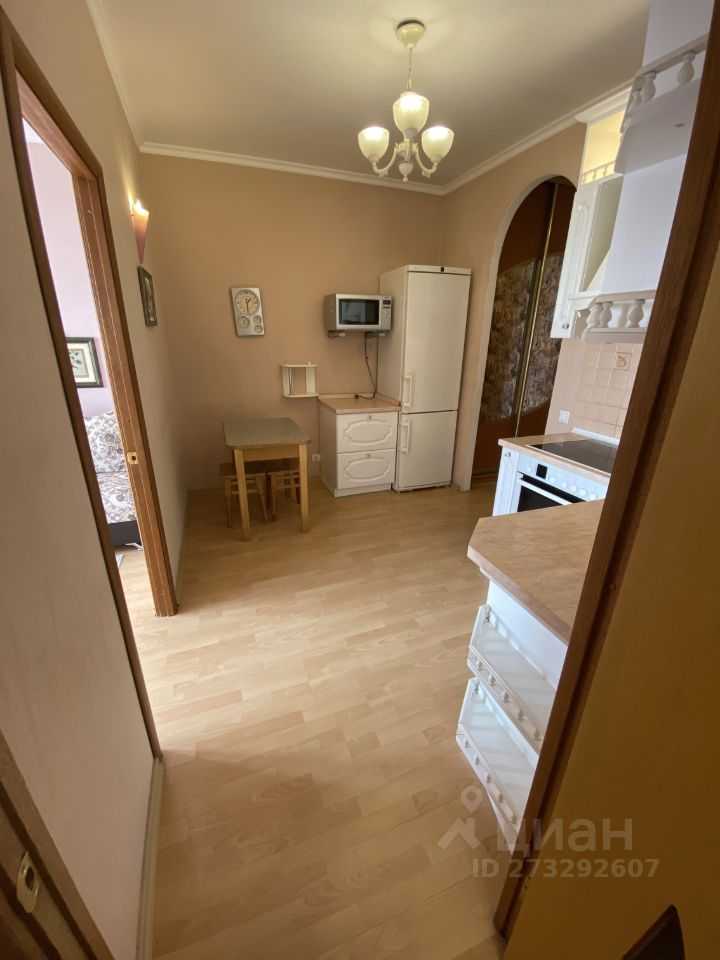 2-комнатная квартира, 42 м² — фотография 2