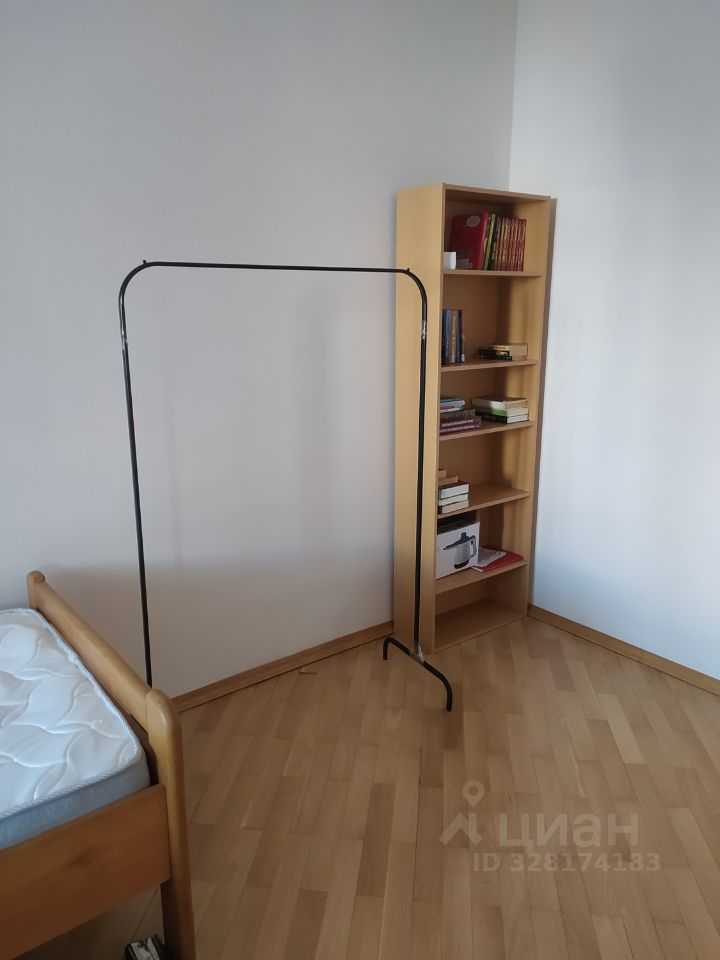 4-комнатная квартира, 90 м² — фотография 3