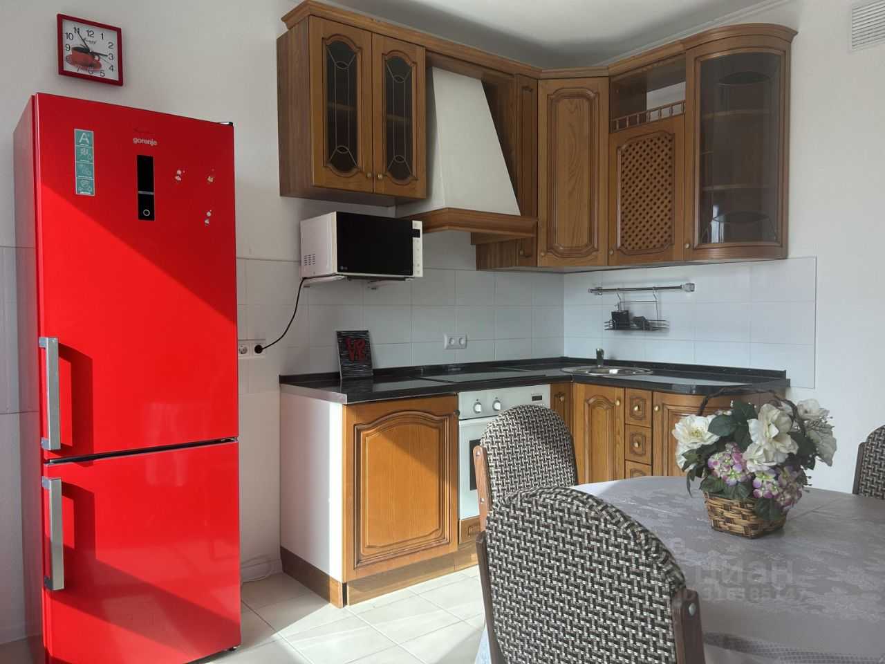 2-комнатная квартира, 56,5 м² — фотография 2