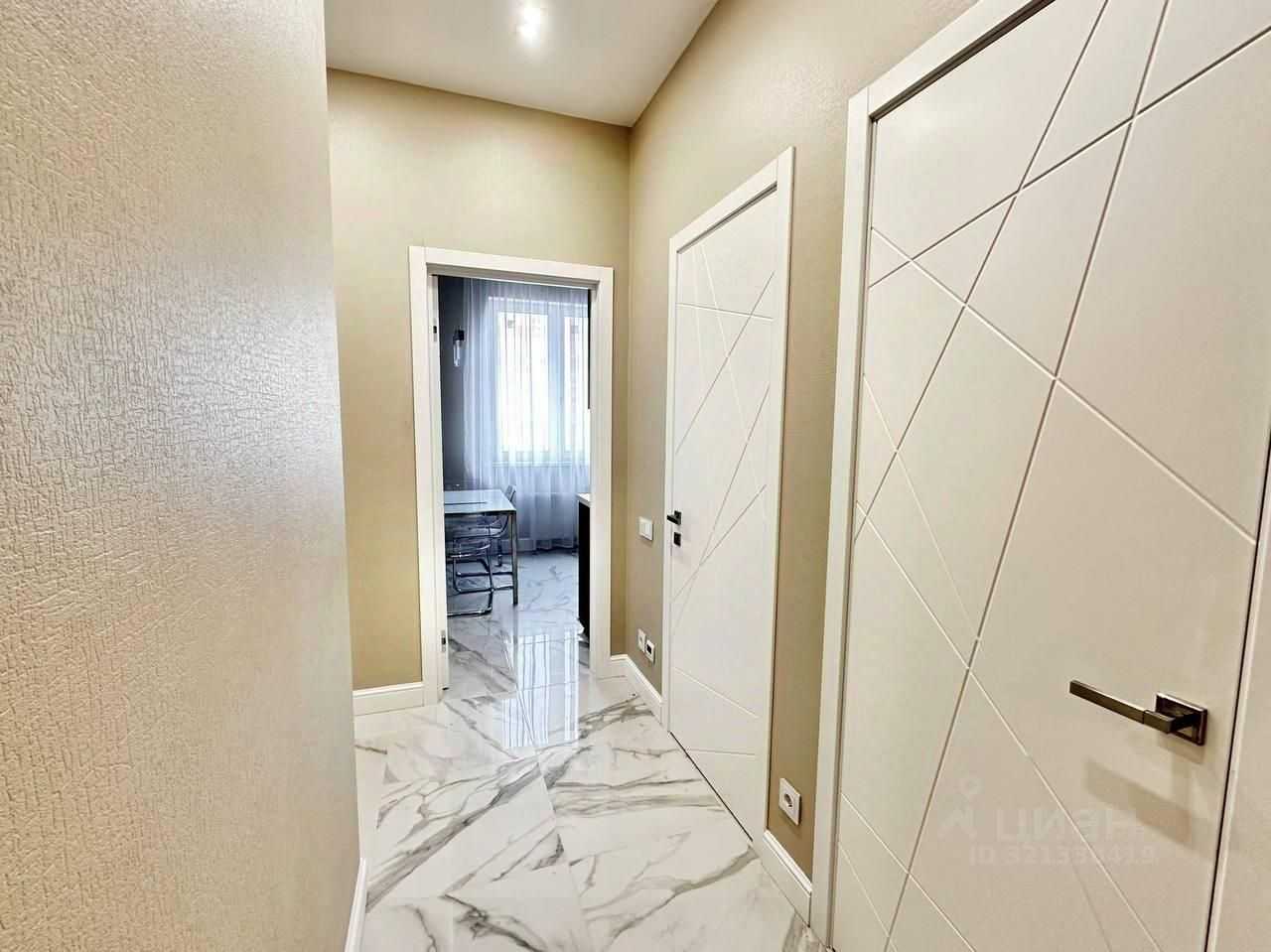 2-комнатная квартира, 56 м² — фотография 2