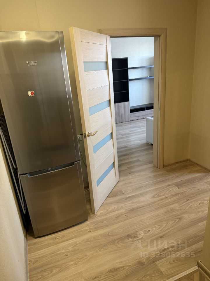 1-комнатная квартира, 42 м² — фотография 3