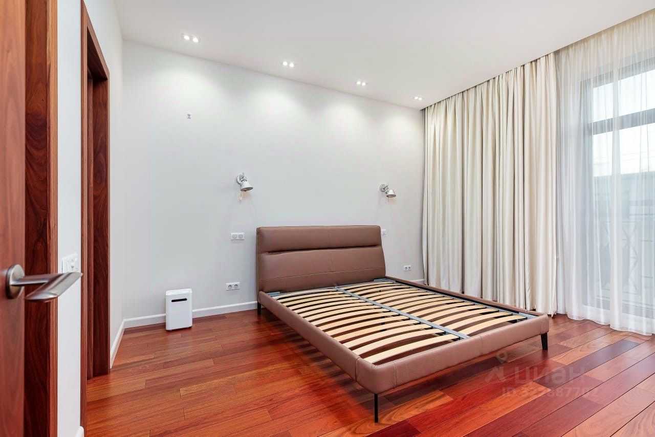 2-комнатная квартира, 77 м² — фотография 3