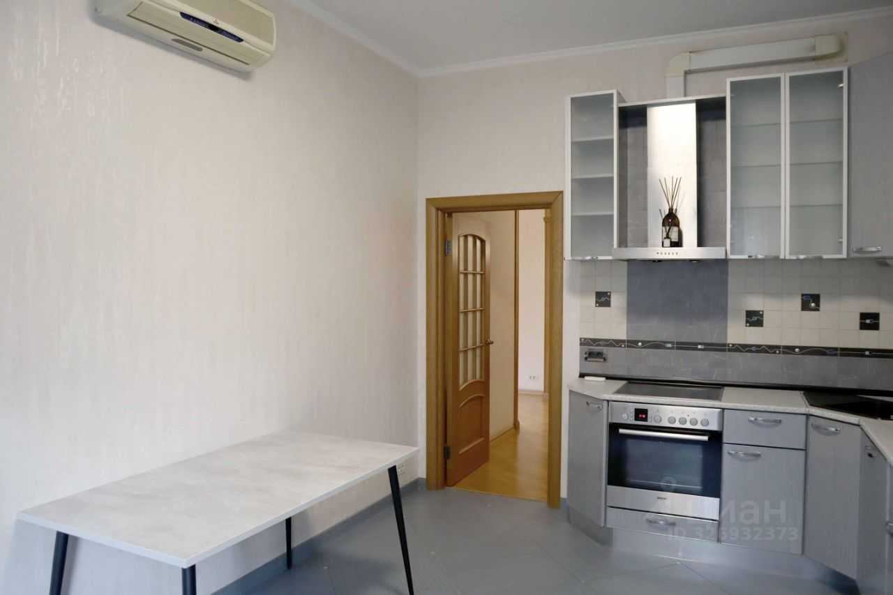 4-комнатная квартира, 136 м² — фотография 3