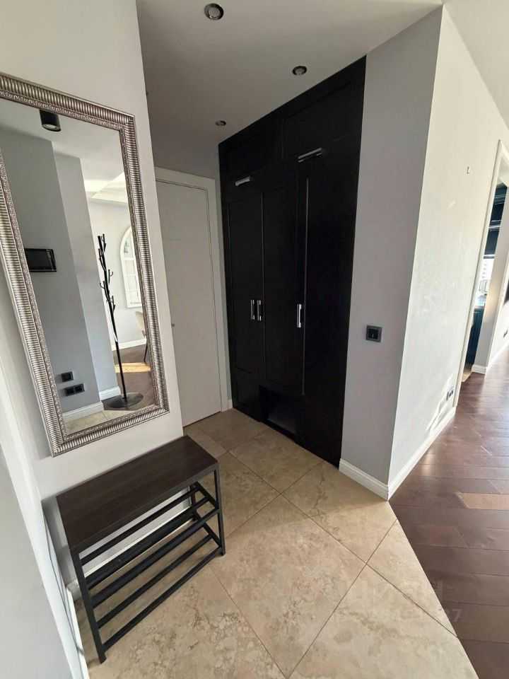 4-комнатная квартира, 123 м² — фотография 2