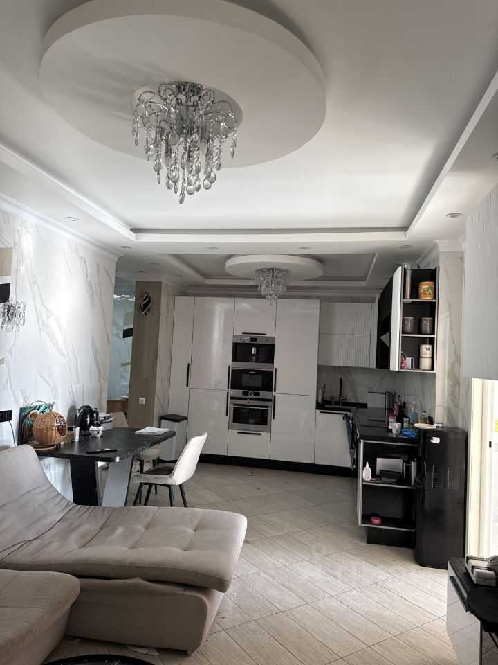 4-комнатная квартира, 150 м²