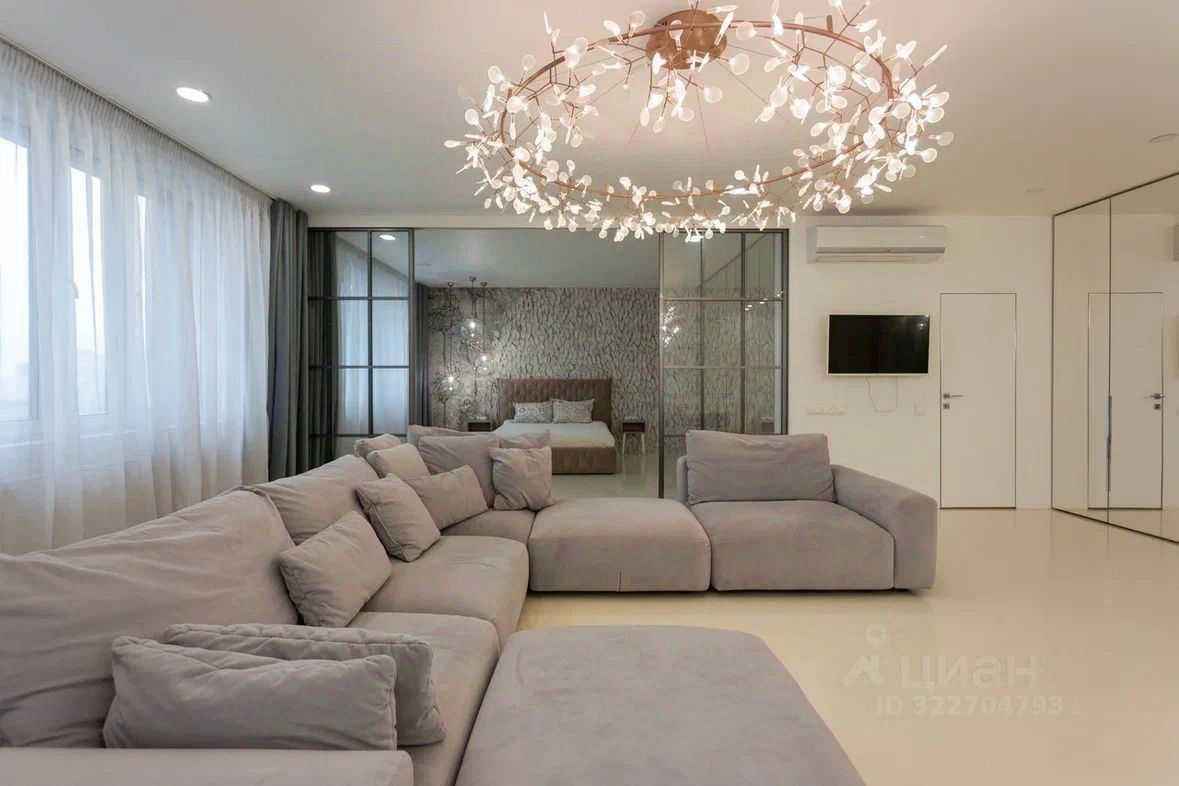 1-комнатная квартира, 90 м²