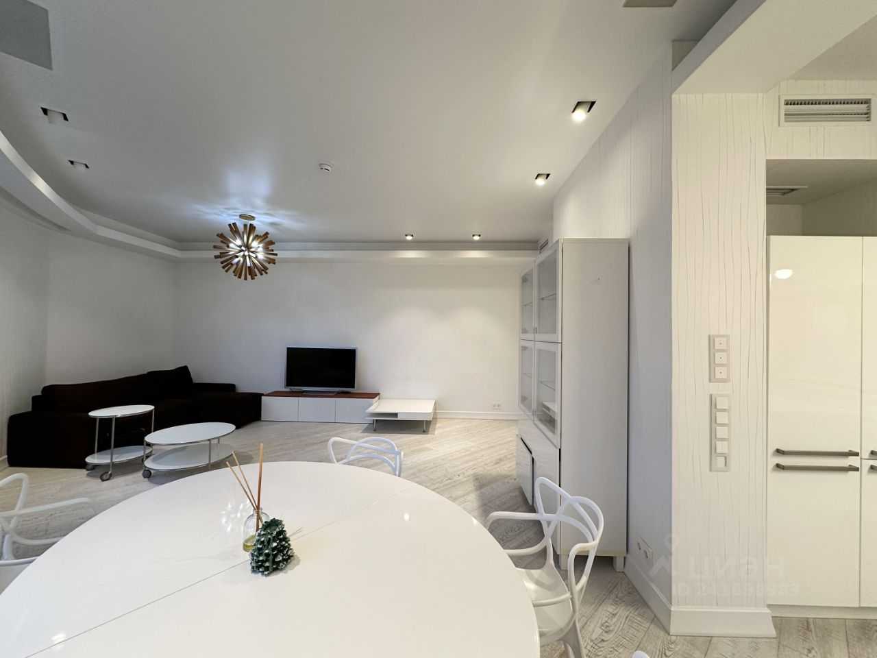 4-комнатная квартира, 175 м² — фотография 3