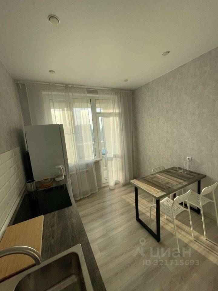 1-комнатная квартира, 37,3 м² — фотография 2
