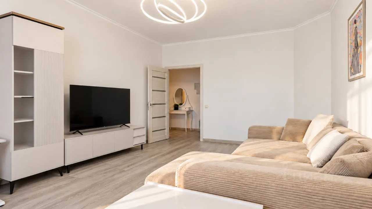 2-комнатная квартира, 65 м² — фотография 2