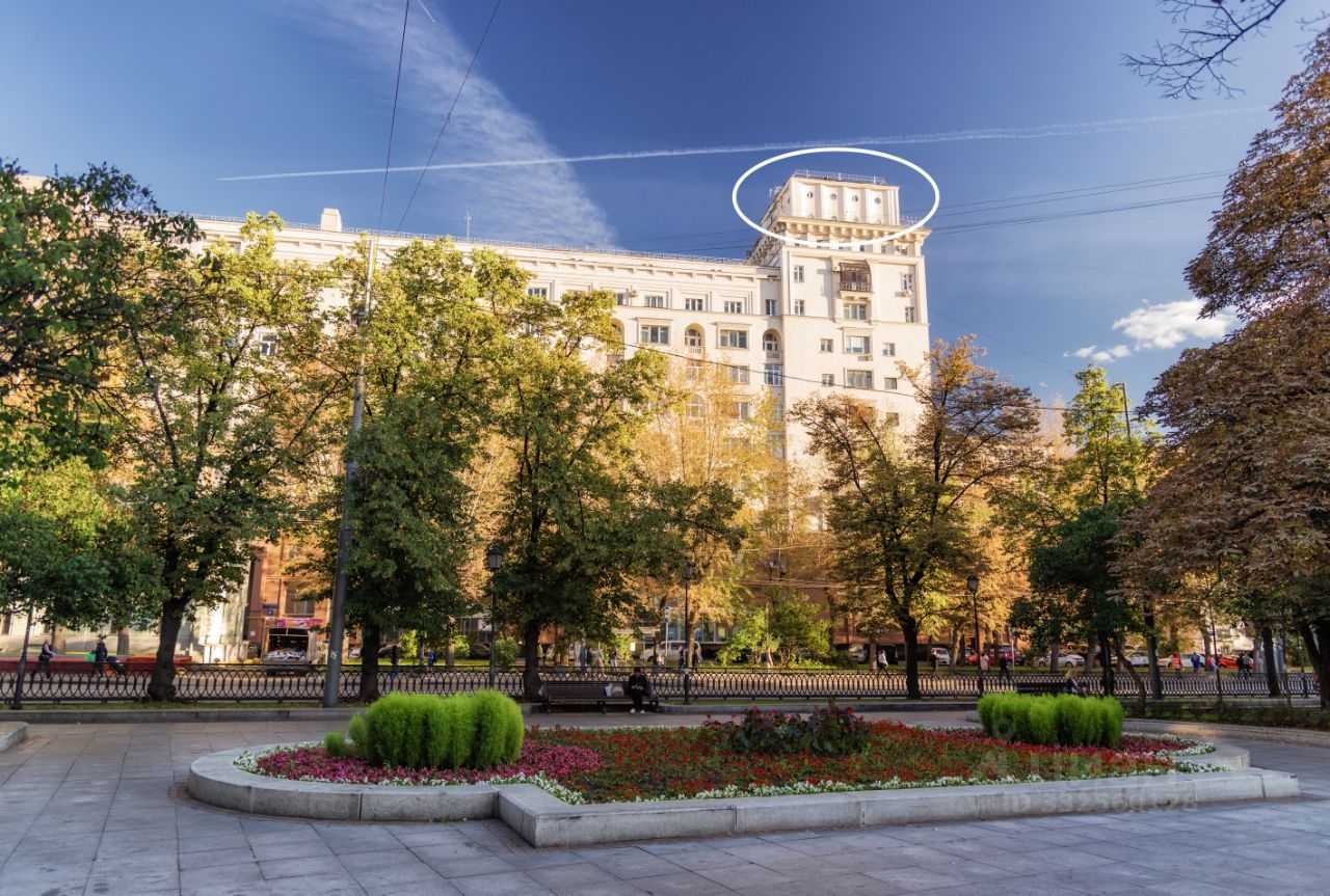 4-комнатная квартира, 180 м²