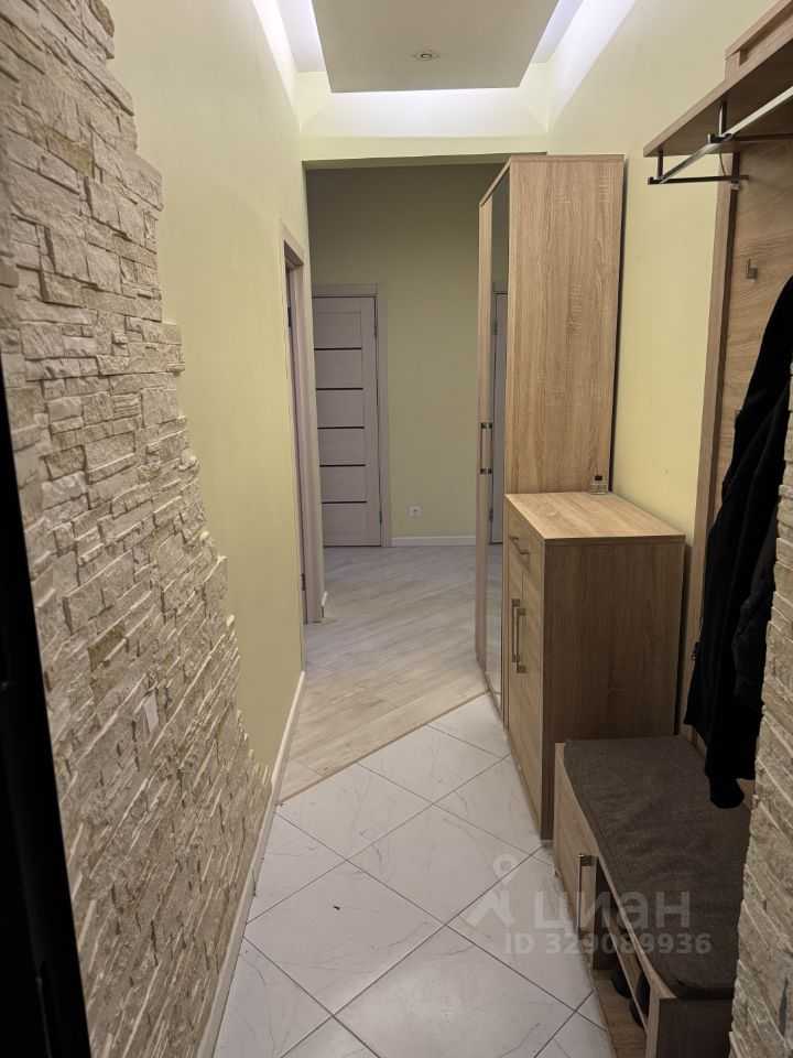 2-комнатная квартира, 56,3 м² — фотография 2
