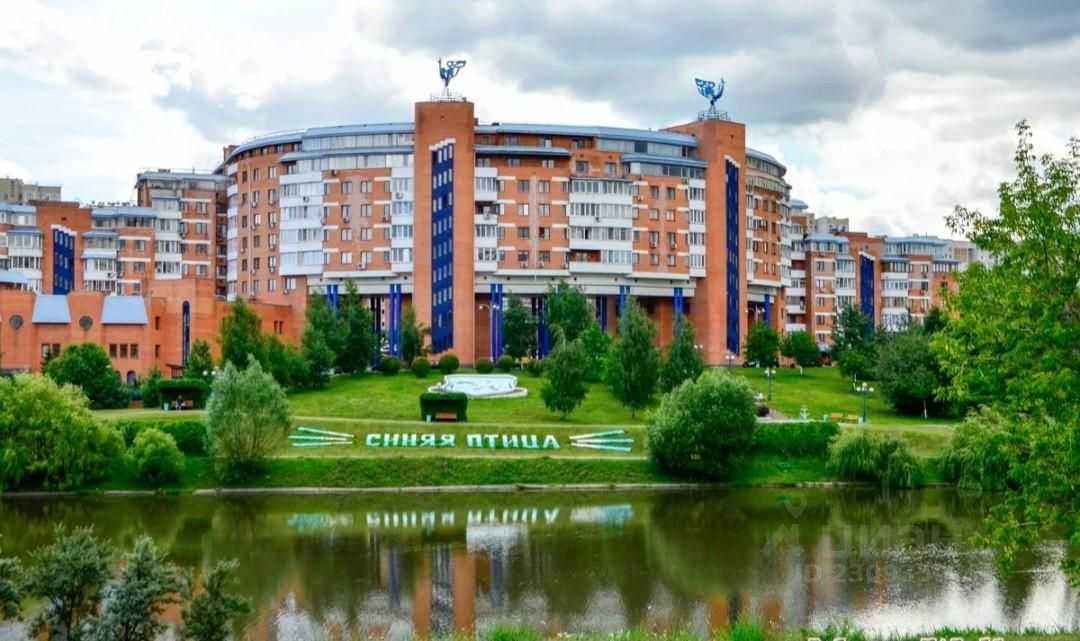 5-комнатная квартира, 200 м²