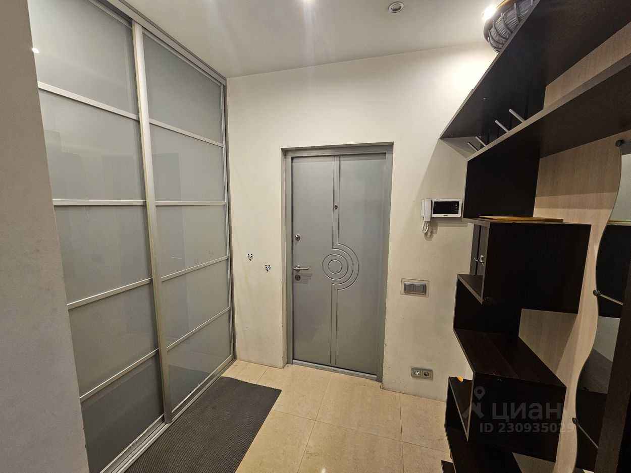 5-комнатная квартира, 200 м² — фотография 3