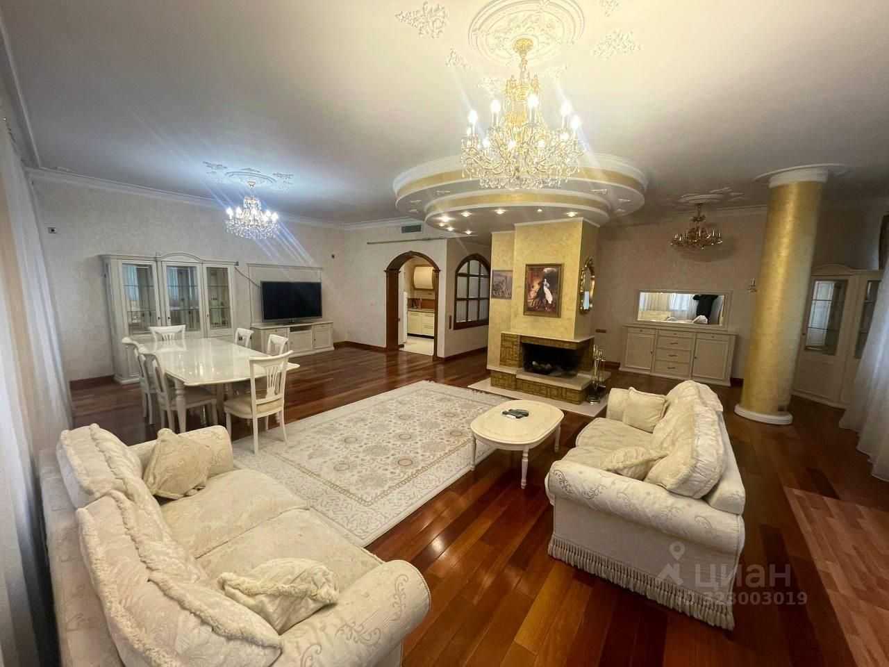 4-комнатная квартира, 179 м²