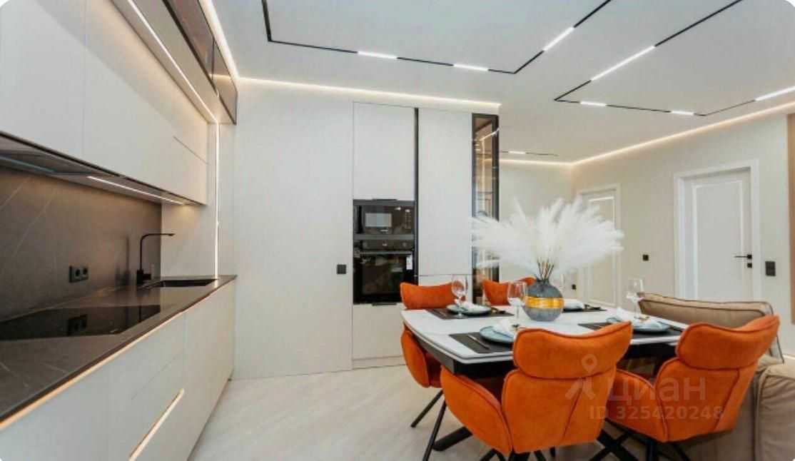 4-комнатная квартира, 140 м² — фотография 3