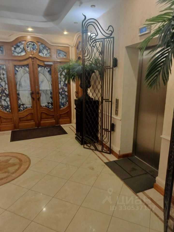 4-комнатная квартира, 188 м² — фотография 3