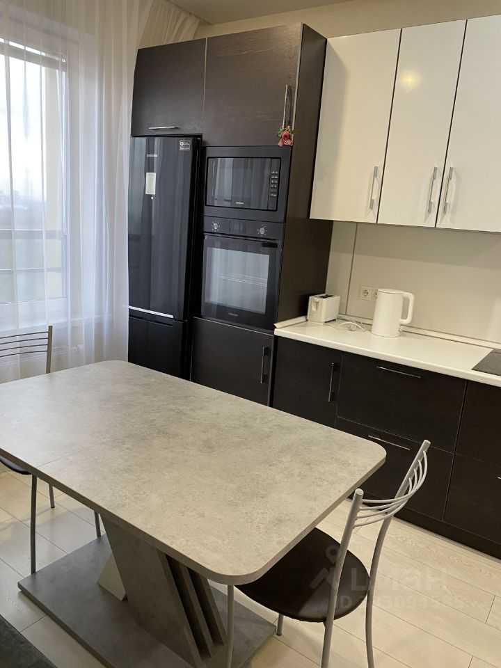 2-комнатная квартира, 70 м² — фотография 2