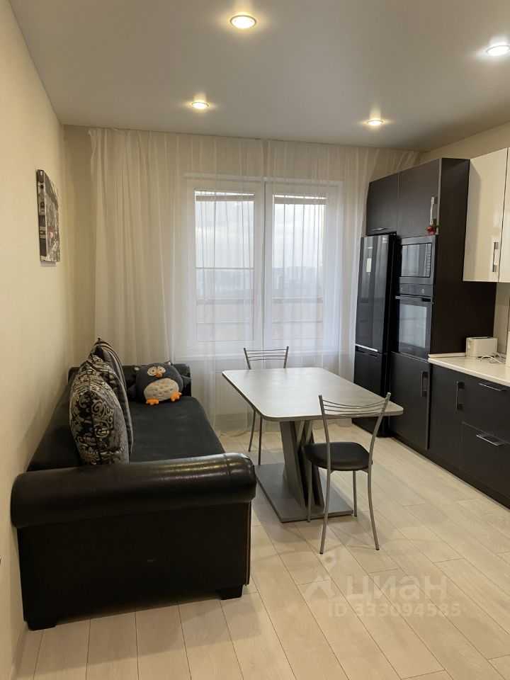 2-комнатная квартира, 70 м² — фотография 3