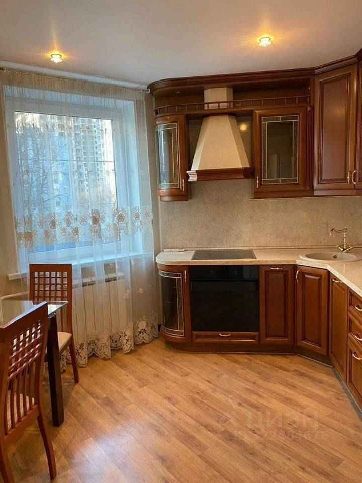 2-комнатная квартира, 57 м² — фотография 2