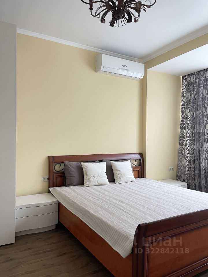 1-комнатная квартира, 62,1 м² — фотография 3