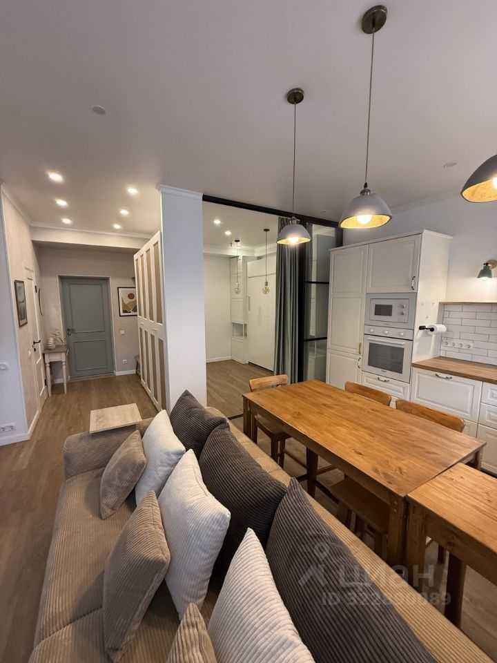 3-комнатная квартира, 76,5 м² — фотография 2