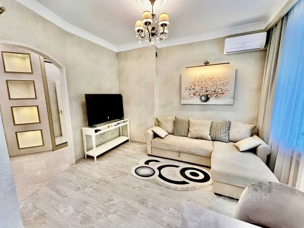 1-комнатная квартира, 50 м² — фотография 2