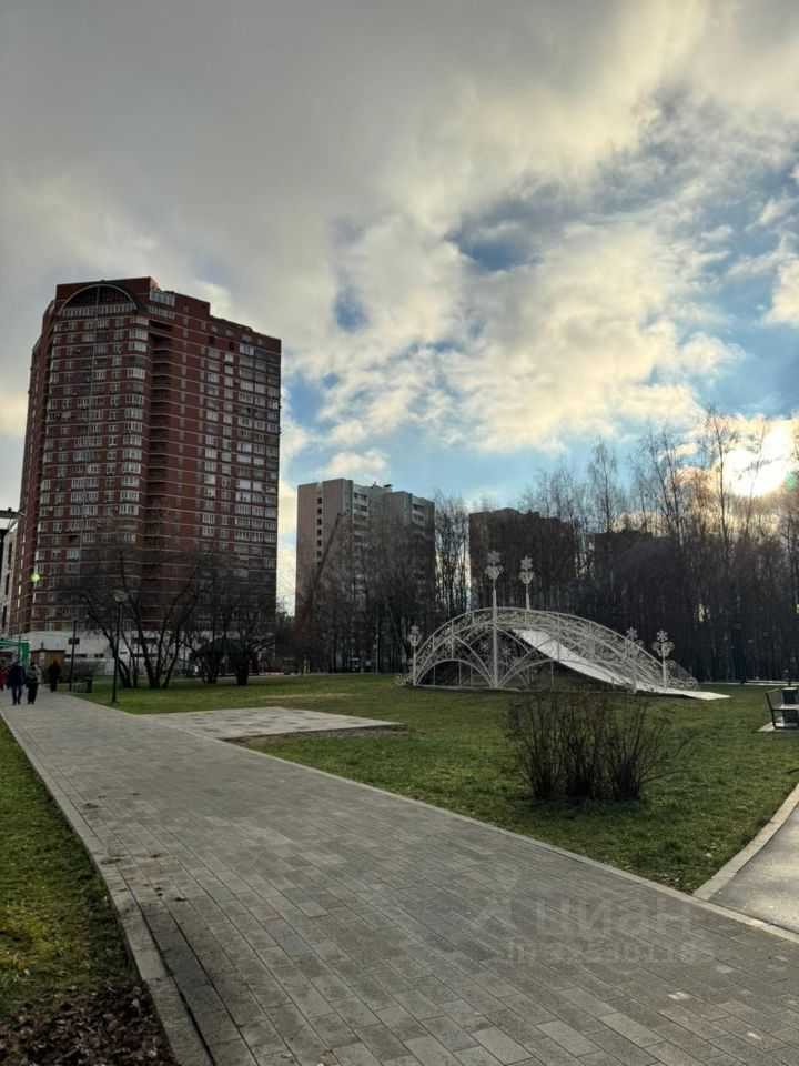 4-комнатная квартира, 130 м² — фотография 2