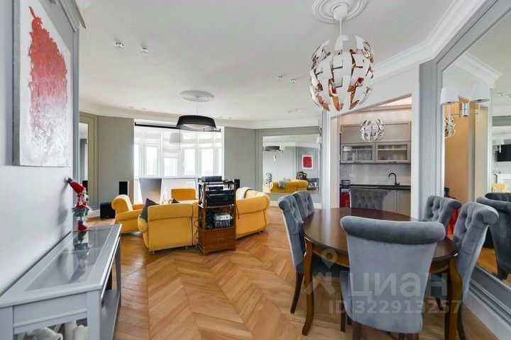 4-комнатная квартира, 151 м² — фотография 3
