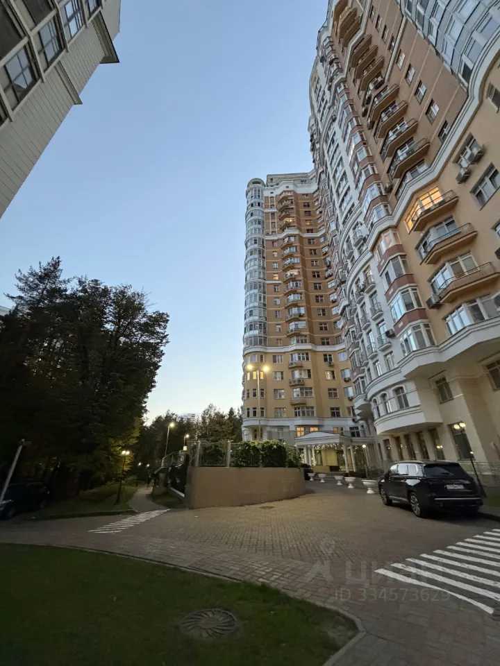 5-комнатная квартира, 220 м² — фотография 2